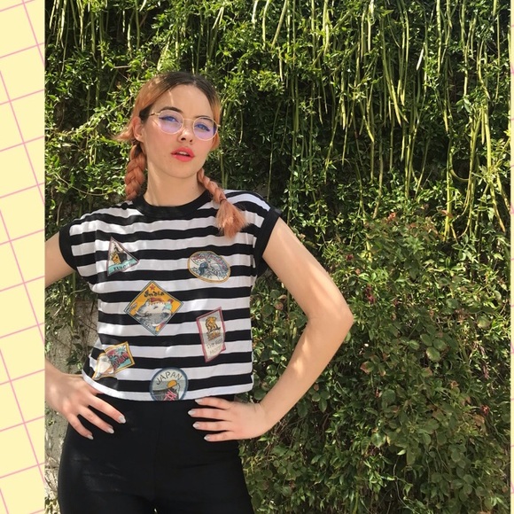 Vintage travelers t-shirt 🧳 - Picture 1 of 2